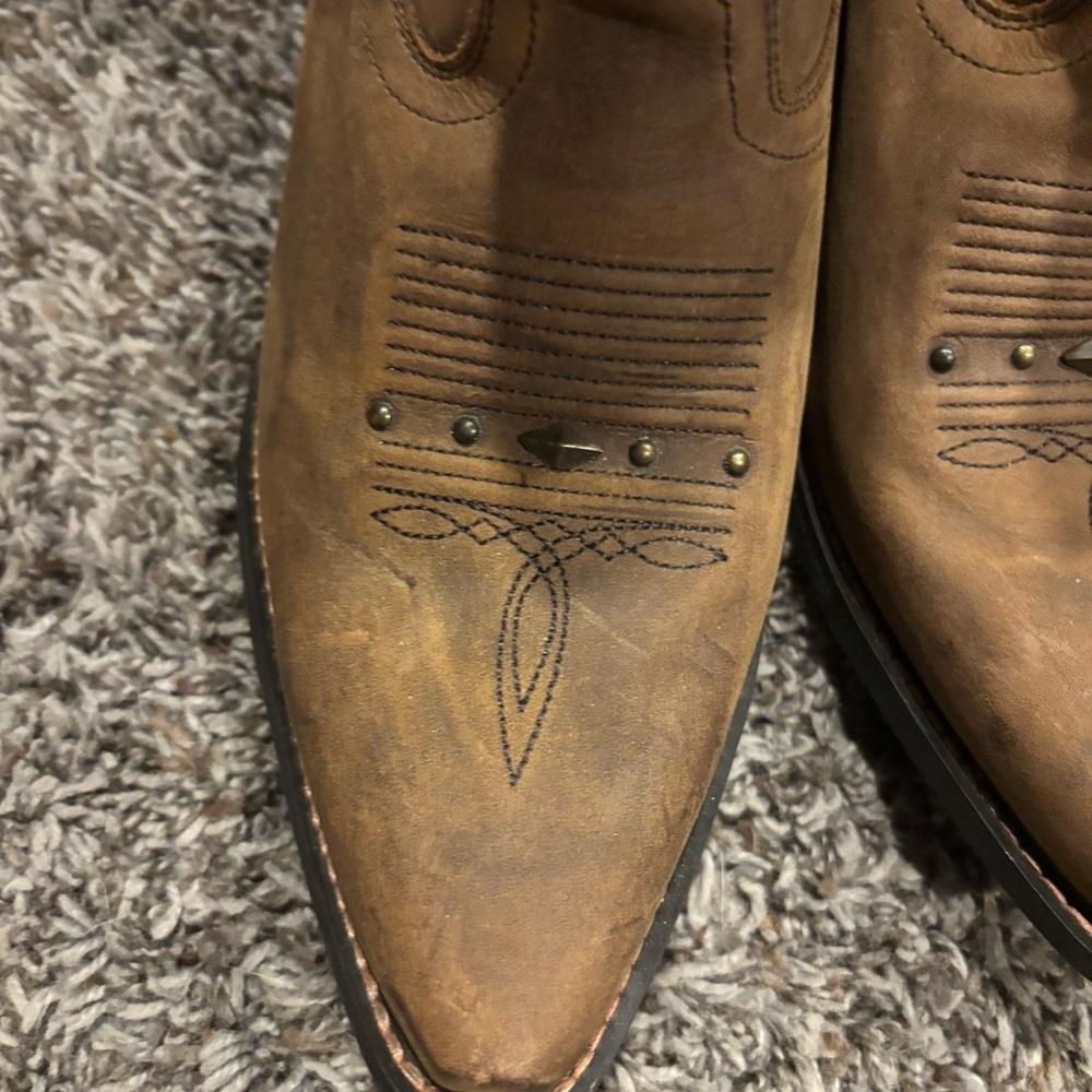 Durango Brown Heeled Western Boots - Picture 5 of 8